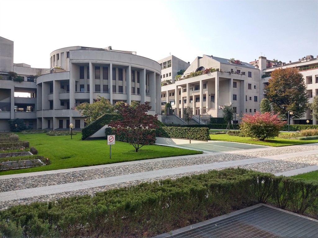 MONZA Parco - ampio quadrilocale con terrazzi