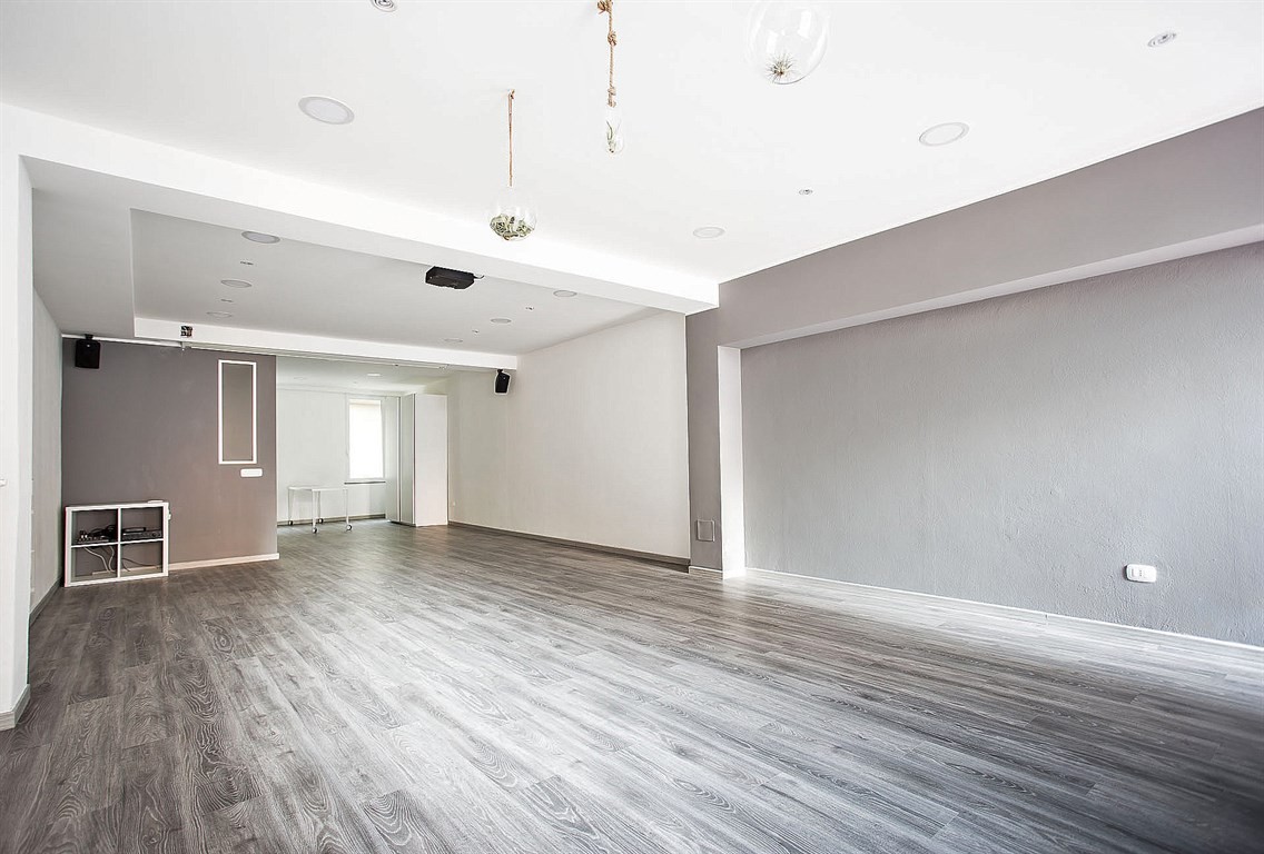 Monza Triante - AFFITTASI ufficio, laboratorio/palestra