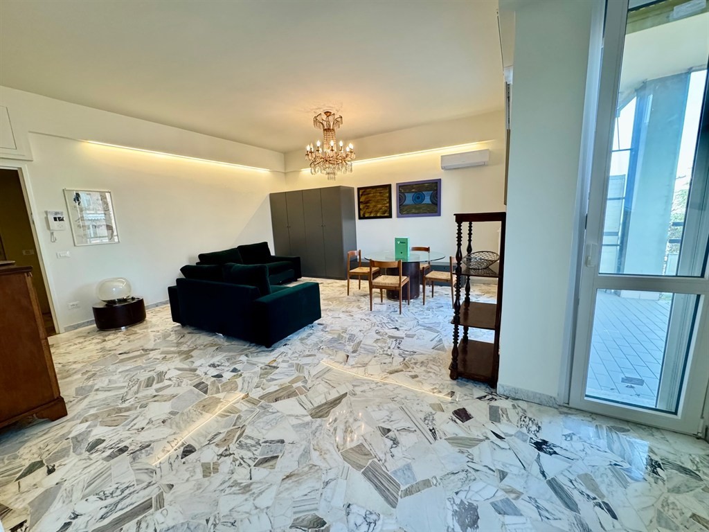 Monza San Biagio - AFFITTASI ampio monolocale arredato